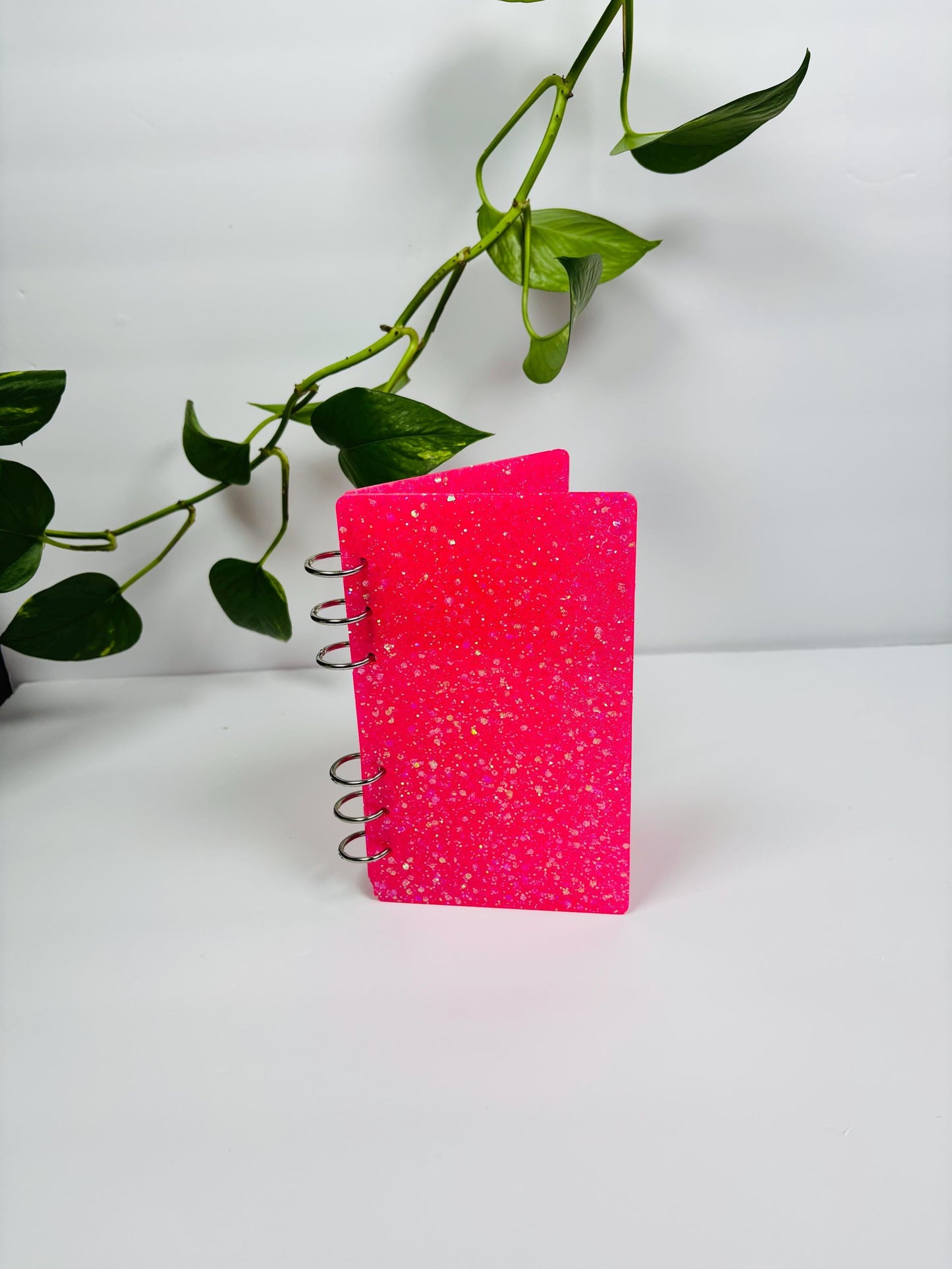 Handmade Non-Transparent Resin Budget Binder – Solid Color or Solid Glitter| Cash Envelope Binder | A6 Budget Planner | Cash Stuffing Binder