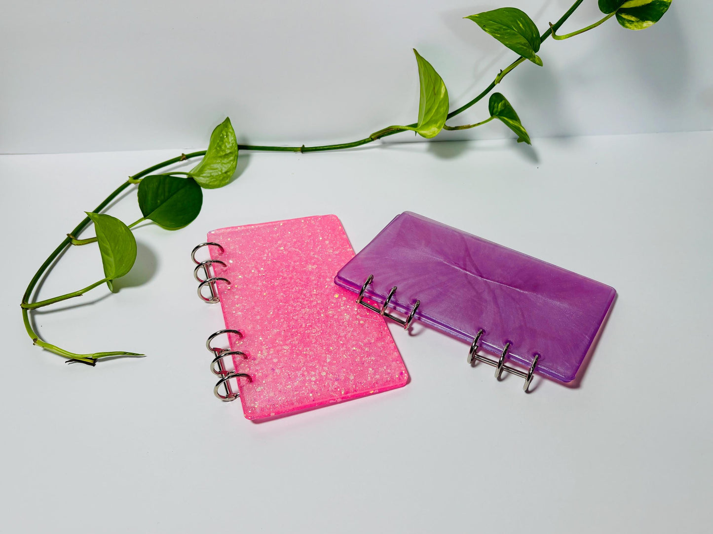 Handmade Custom Color Resin Budget Binder – Solid or Glitter | Cash Envelope Binder | A6 Budget Planner | Cash Stuffing Binder | Budgeting Organizer