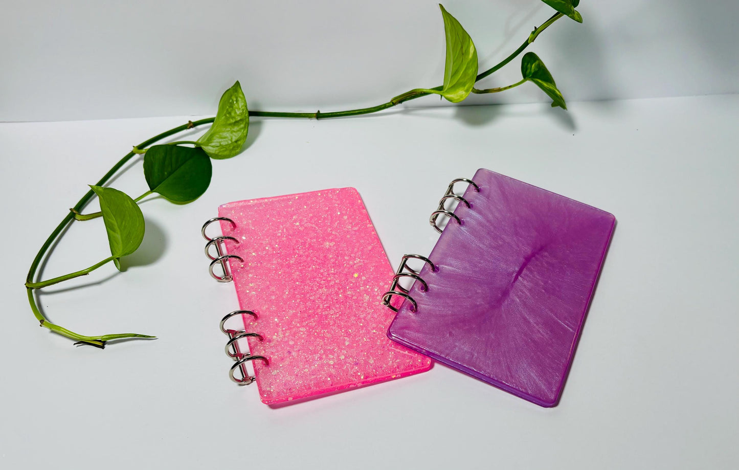 Handmade Custom Color Resin Budget Binder – Solid or Glitter | Cash Envelope Binder | A6 Budget Planner | Cash Stuffing Binder | Budgeting Organizer